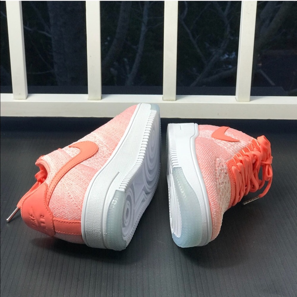 NWT Nike Air Force 1 Flyknit Low AtomIk Peach 🍑 W - Picture 7 of 8